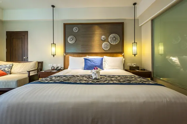 bedroom, apartment, architecture, bed, classic, cupboard, design, elegant, furniture, mirror, house, hotel, in the house, inside, luxurious, pane, room, space, extensive, type, mod