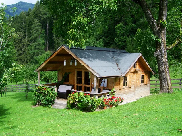 small wooden house, tiny cottage, architecture, tiny cottage, tiny cottage, tiny cottage, tiny cottage, tiny cottage. Who is actually pushing small home design forward, from tiny houses to middle housing